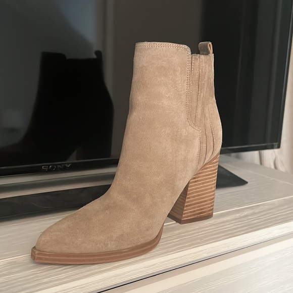 Marc Fisher LTD Alva Bootie - Picture 4 of 6